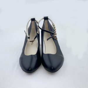 Ladies Shoe