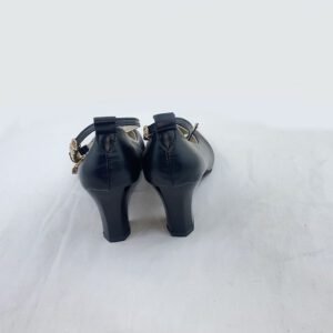 Ladies Shoe