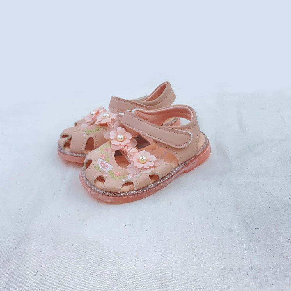 Fashionable Baby Shoes imported from China