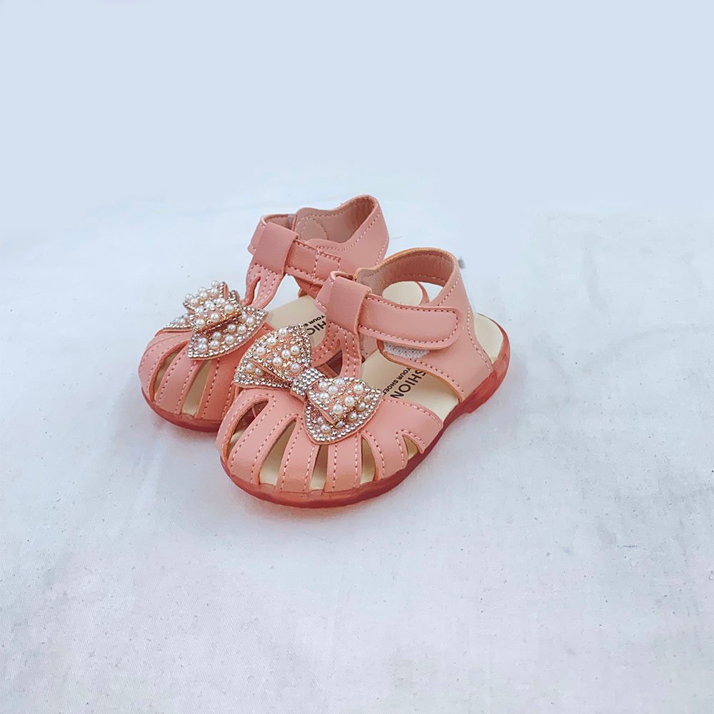Fashionable Baby Shoes imported from China